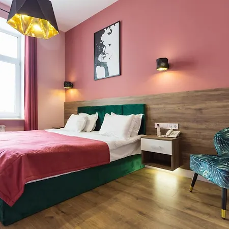 Partner Velyka Vasylkivska Apartment