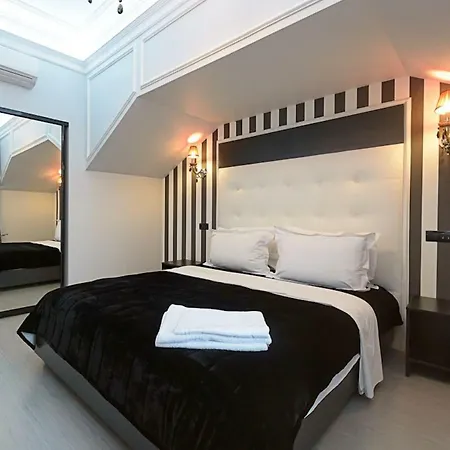 Partner Velyka Vasylkivska Apartment Kyiv
