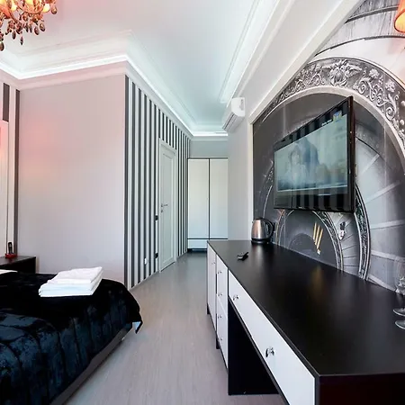 Partner Velyka Vasylkivska Apartment Kyiv